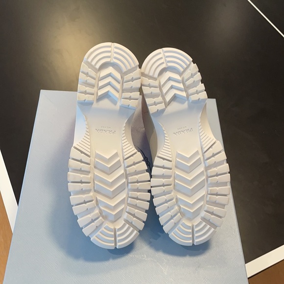 Prada round toe ankle boots - Picture 7 of 7